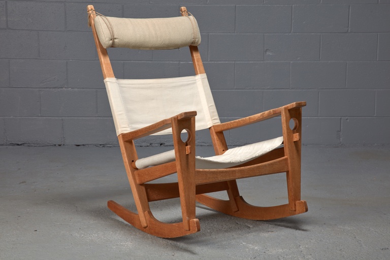 Keyhole Rocking Chair in Oak by Hans Wegner for Getama Danish Modern