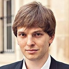 A thumbnail of crypto expert reviewer Oleg Andreev