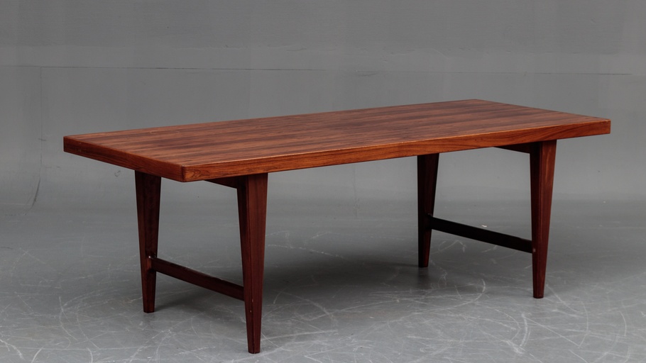 Danish Modern Mid-Century Rosewood Coffee Table