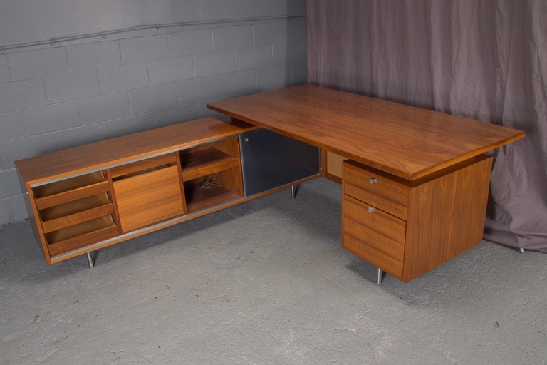 George Nelson for Herman Miller L Shaped Desk Unit