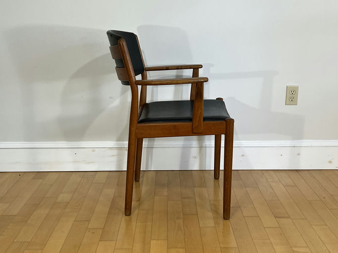 Set of Six Mid-Century Modern Scandinavian Oak Arm Chair by Poul Volther for FDB