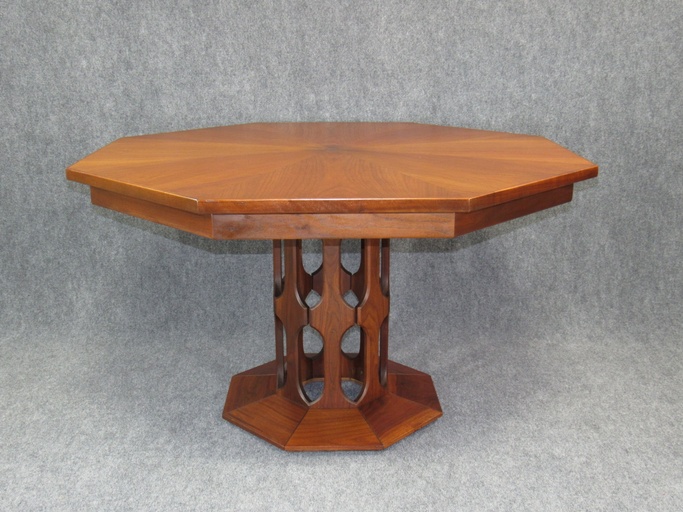 Mid-Century Modern Harvey Probber Octagonal Dining Extension Table in Walnut.  Circa 1960s.