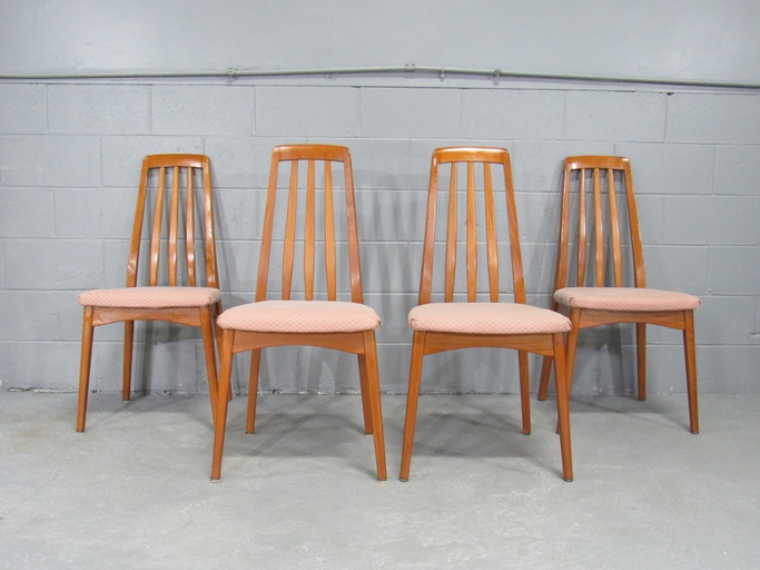 1960s Mid-Century Modern Scandinavian Set of Four Teak Dining Chairs by Svegards Markaryd