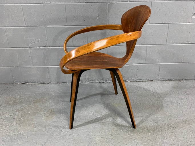 Norman Cherner Iconic Mid-Century Modern "Pretzel" armchair for Plycraft Co., designed in 1958