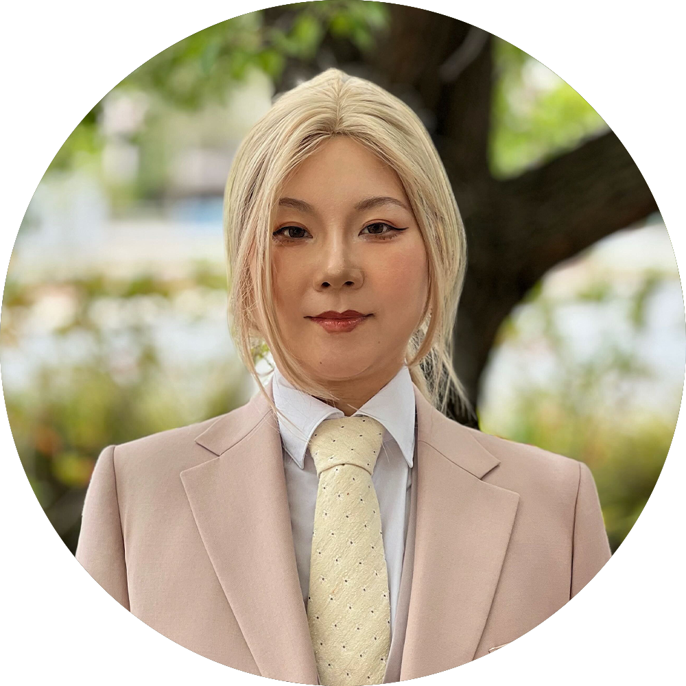 Miki Zhou 