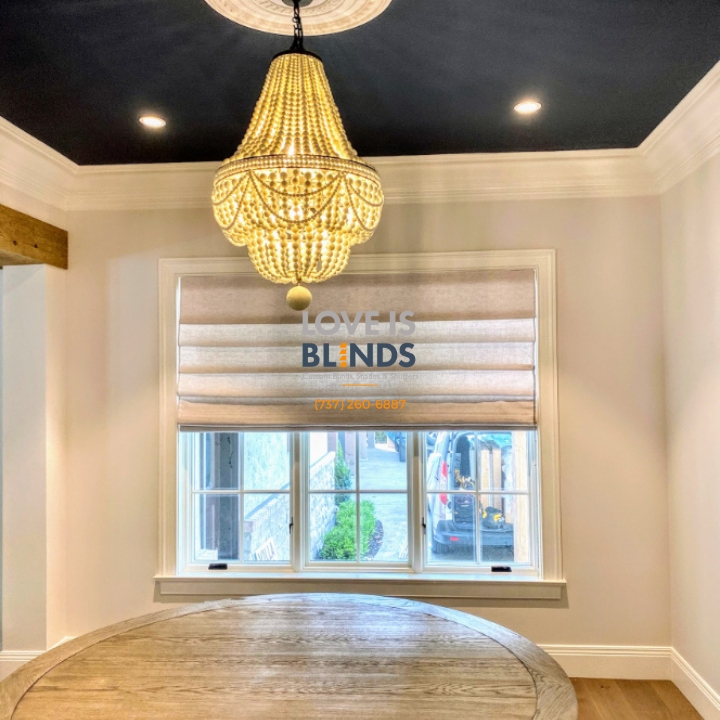 Love is Blinds 305 N. Main, Ste #1029 Taylor TX, 76574 (737) 260-6887 Custom Blinds