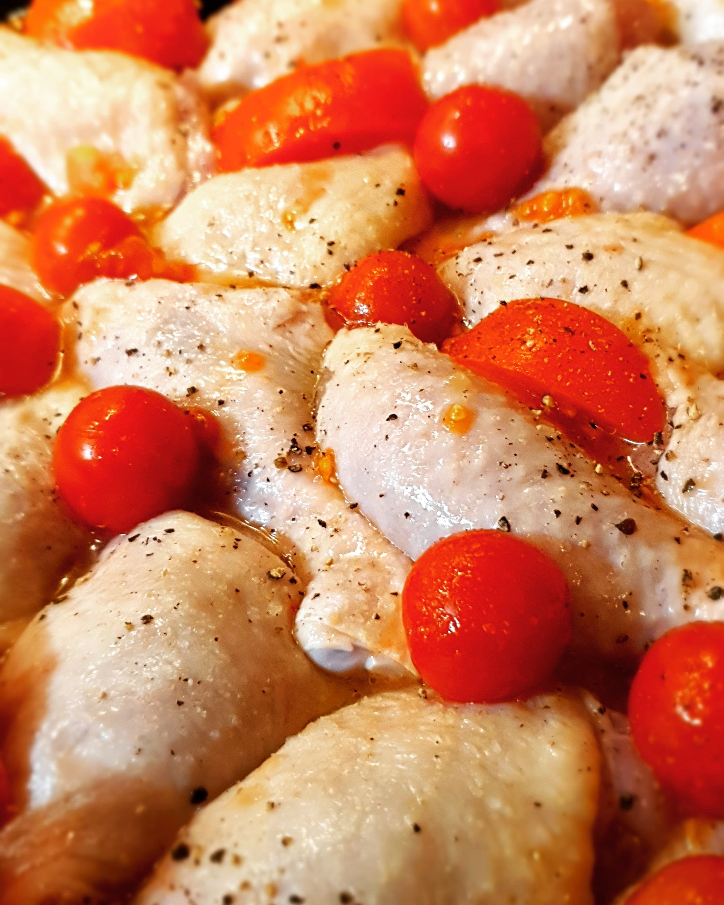 Poulet à la tomate cerise et à l’ail
