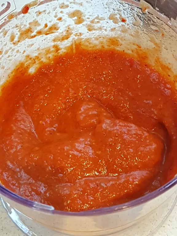 Ajvar - a roasted red pepper spread from the Balkans (traditional & Thermomix)