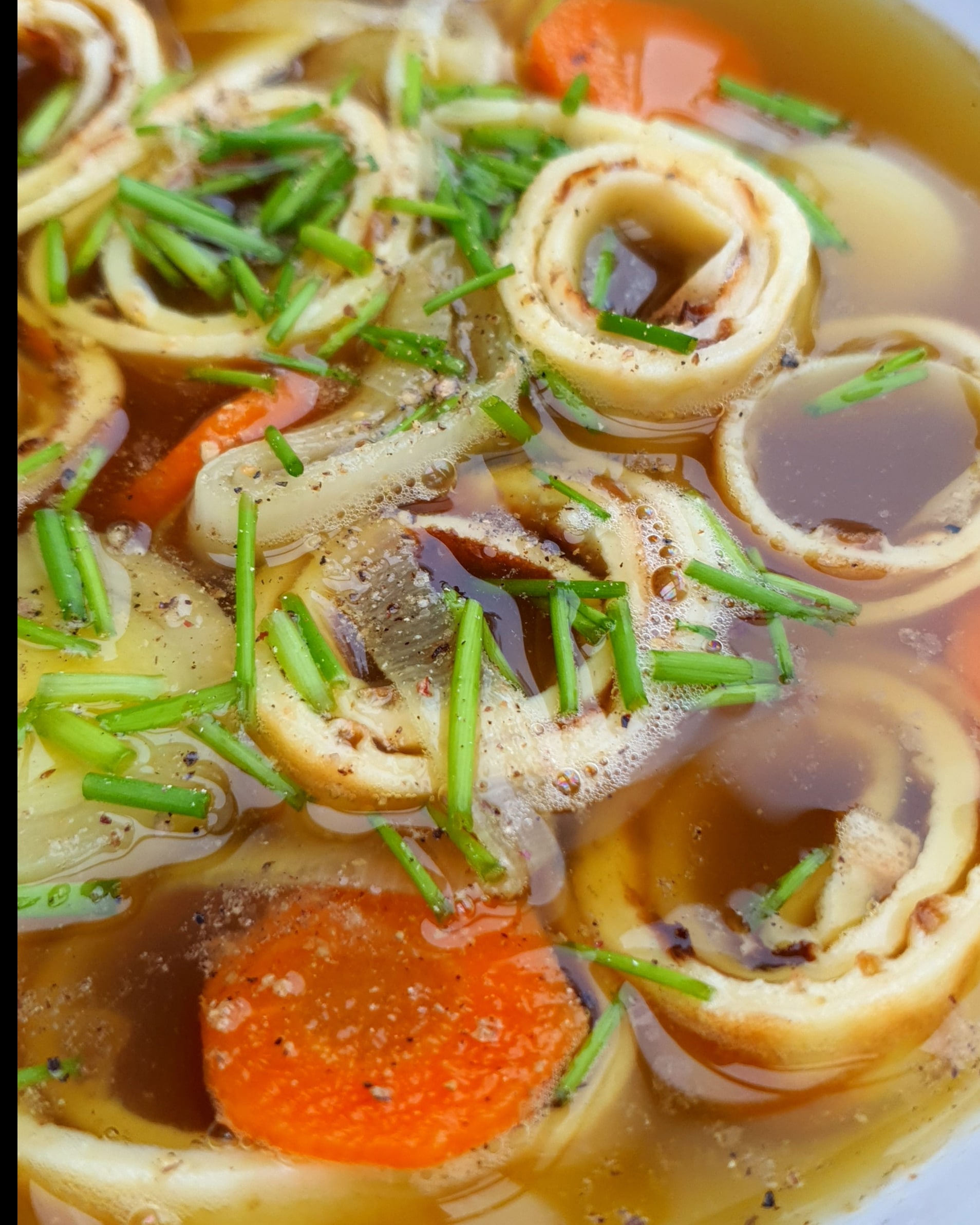 Fritattensuppe ou soupe autrichienne aux crêpes