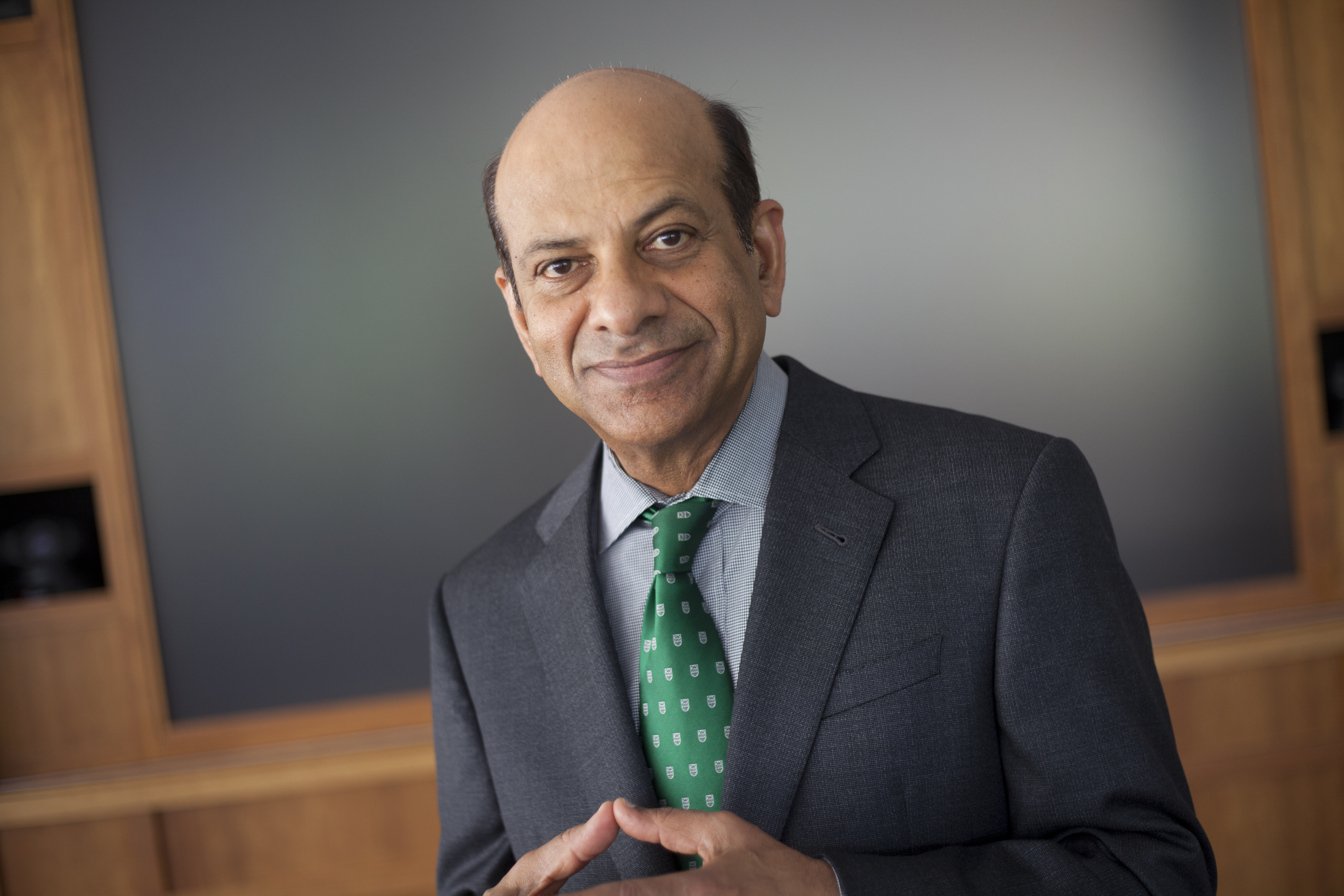 Dr. Vijay Govindarajan