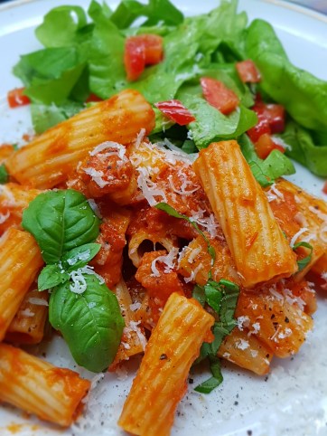 Super Speedy Sundried Tomato Pasta (traditional & Thermomix)