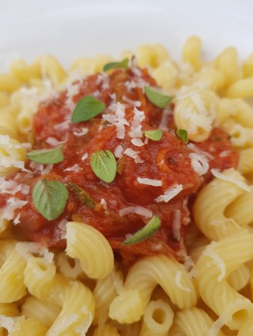 Bolognese végétarienne aux 6 légumes (traditionelle & Thermomix)