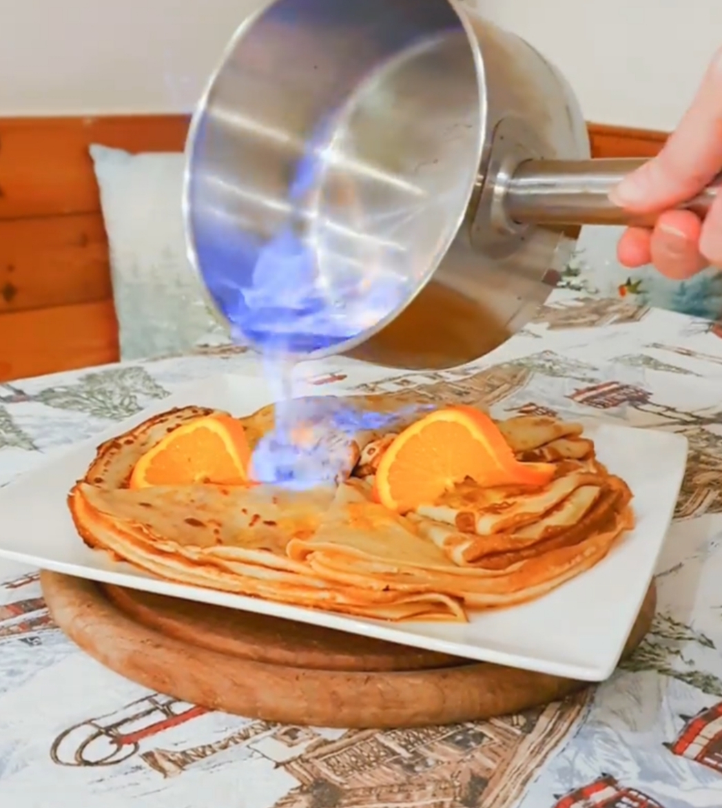 Crepes Suzette - french flambéed orange pancakes (traditional & Thermomix)