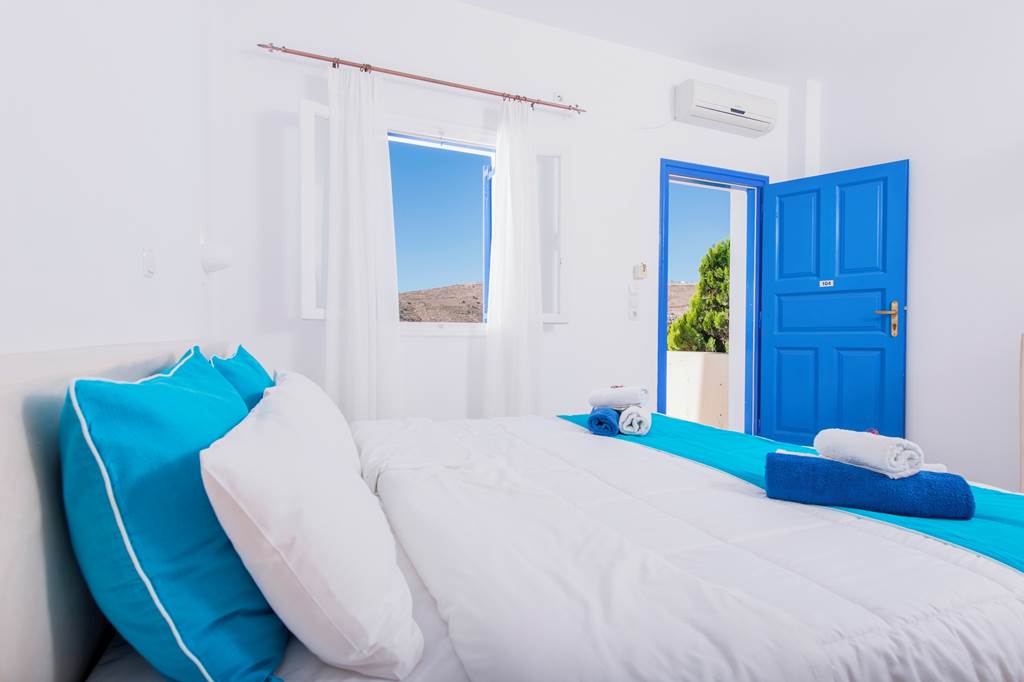 JTR_83329_Bella_Santorini_1021_14.jpg