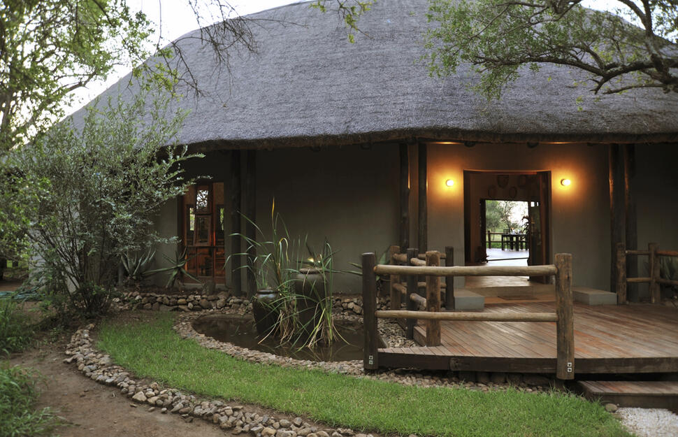 Black-Rhino-Game-Lodge-9.jpg