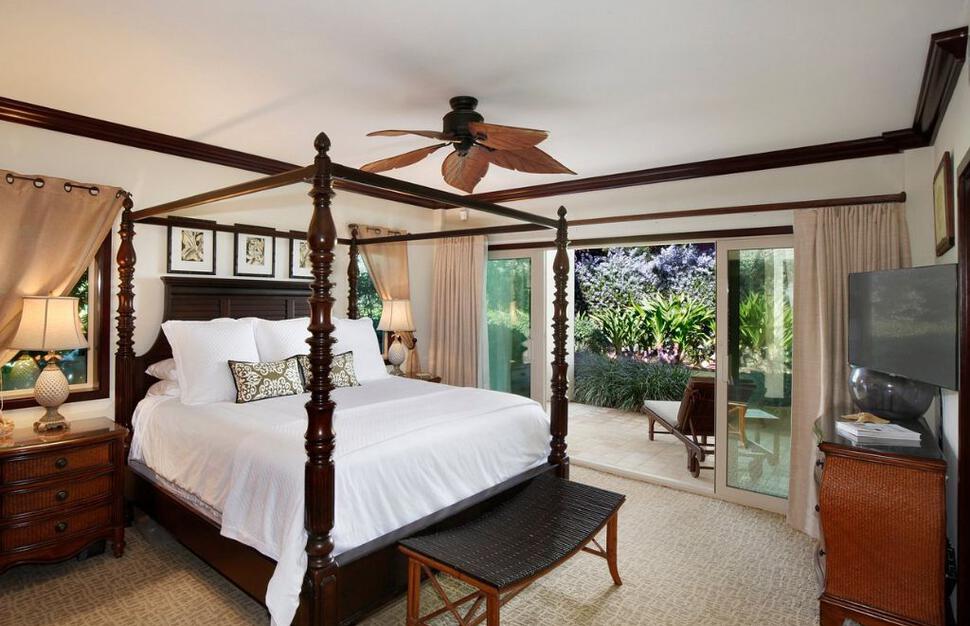 Waipouli-Beach-Resort-Spa-Kauai-by-Outrigger-10.jpg