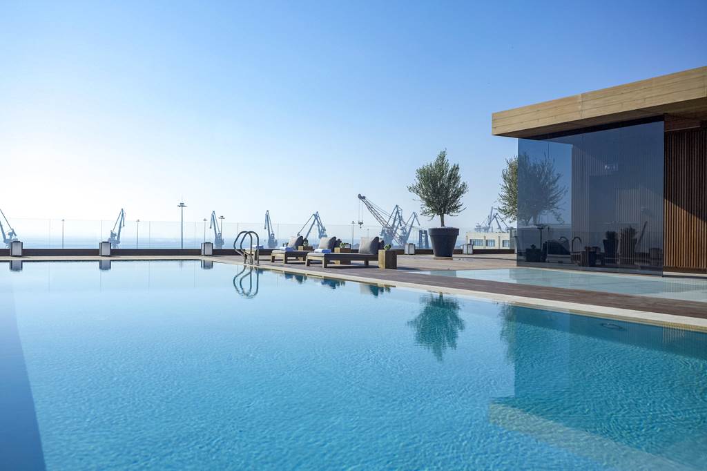 SKG_78678_The_Met_Hotel_0618_02.jpg