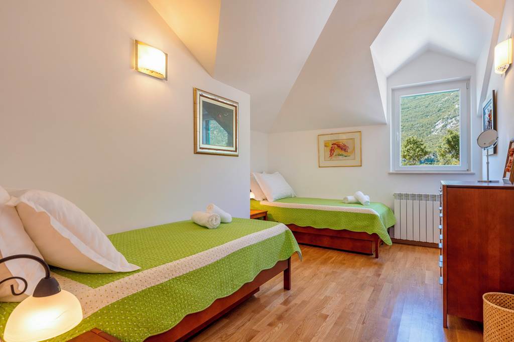 SPU_84773_Villa_Roglic_1222_05.jpg