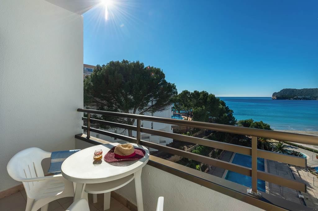 PMI_83699_Hotel_Vibra_Beverly_Playa_0824_02.jpg