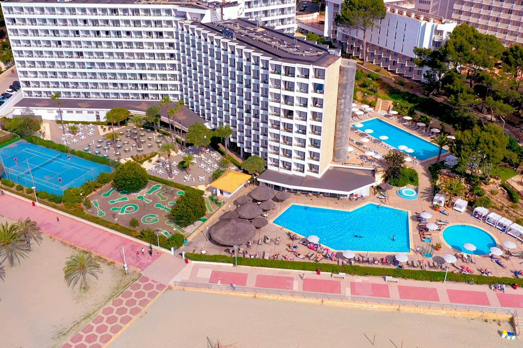 PMI_83699_Hotel_Vibra_Beverly_Playa_0524_01.jpg