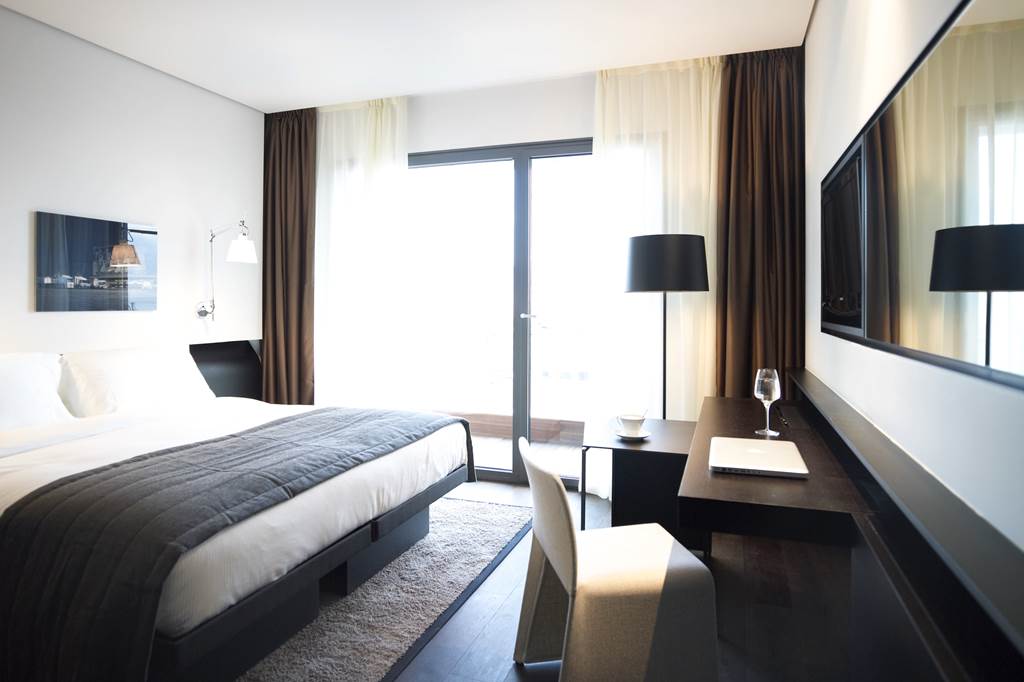 SKG_78678_The_Met_Hotel_0618_11.jpg