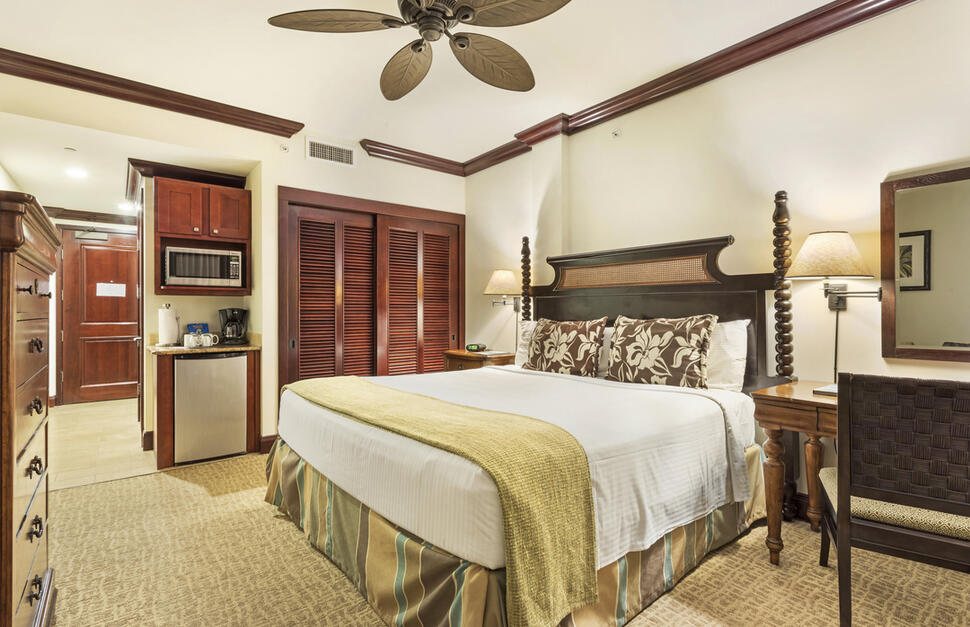 Waipouli-Beach-Resort-Spa-Kauai-by-Outrigger-3.jpg