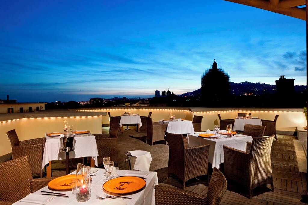 NAP_87804_UNAhotels_Napoli_0724_14.jpg