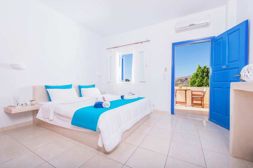 JTR_83329_Bella_Santorini_1021_13.jpg