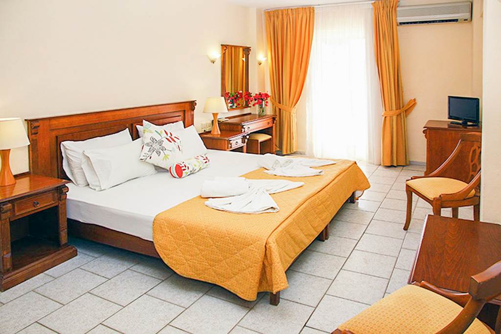 HER_84820_Alexander_House_Hotel_0123_06.jpg
