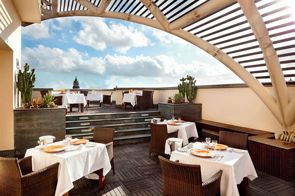 NAP_87804_UNAhotels_Napoli_0724_15.jpg