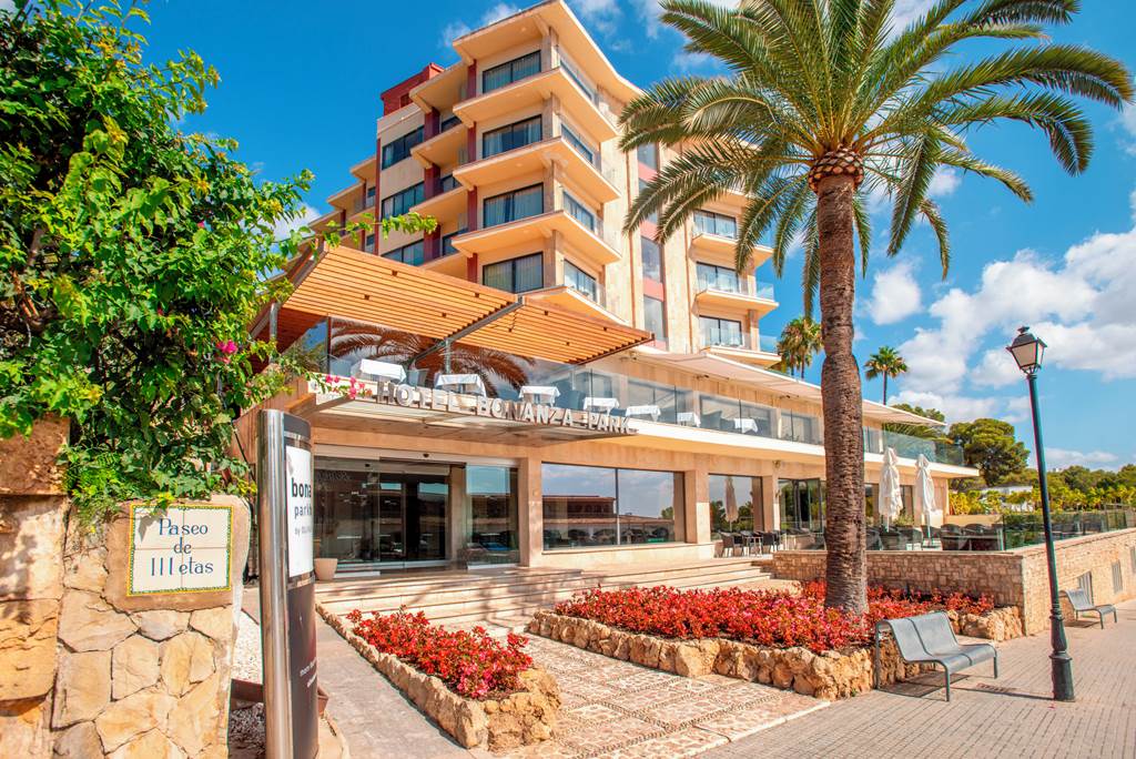 PMI_70018_Hotel_Bonanza_Park_0824_04.jpg