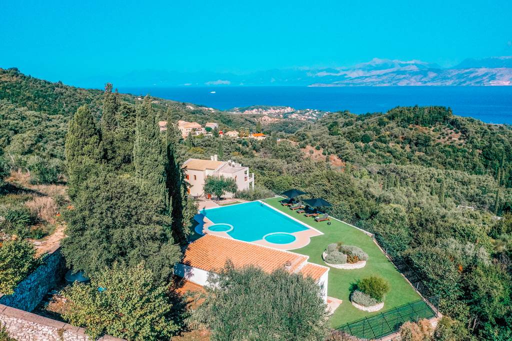 CFU_87486_Villa_Claire_Kassiopi_0324_02.jpg