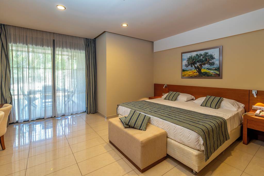 EFL_82425_Apollonian_Asterias_Resort_&_Spa_0824_20.jpg