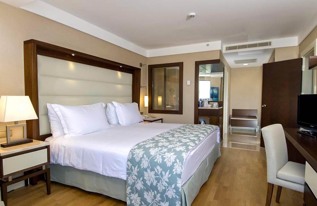 AYT_83923_Ramada_Plaza_Antalya_0622_25.jpg