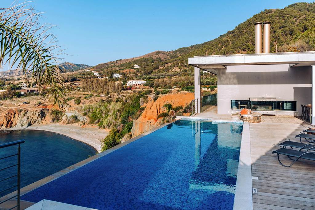 PFO_88884_Z&X_Holiday_Villas_-_Villa_Aquamarine_0125_14.jpg