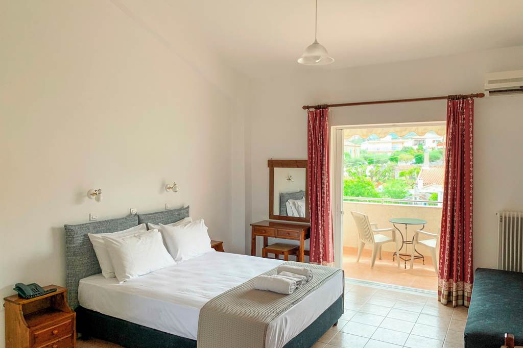 KLX_85625_Villa_Kosta_Hotel_&_Apartments_0623_07.jpg