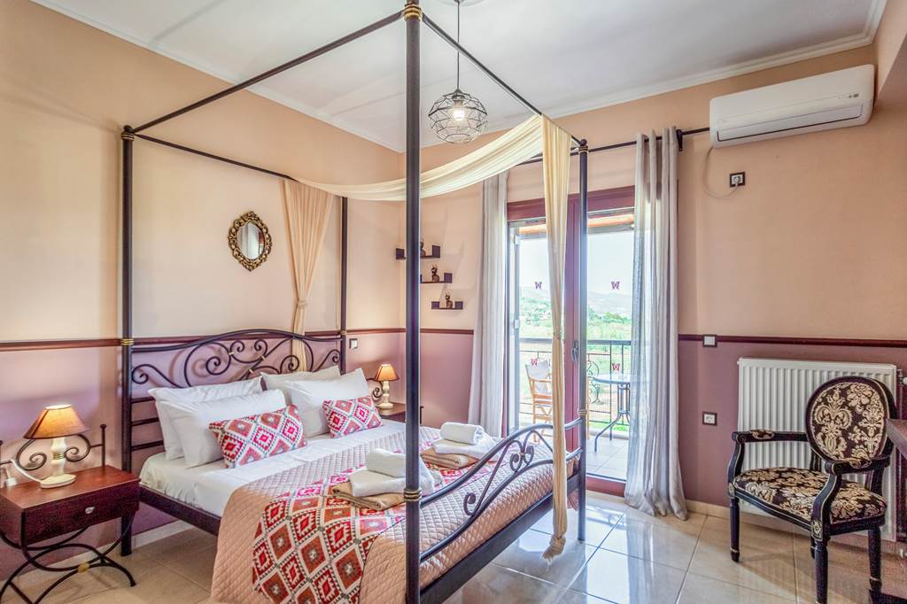 ZTH_88176_Villa_Maggie_Alonia_0924_05.jpg