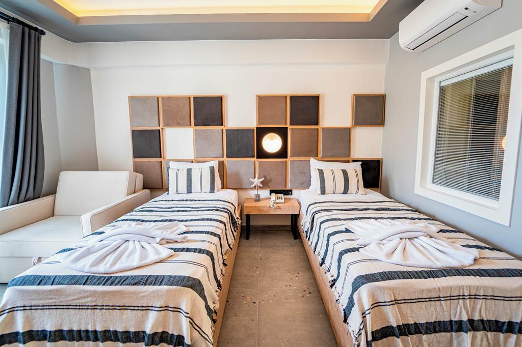 DLM_86229_Hotel_Blue_Star_1223_12.jpg