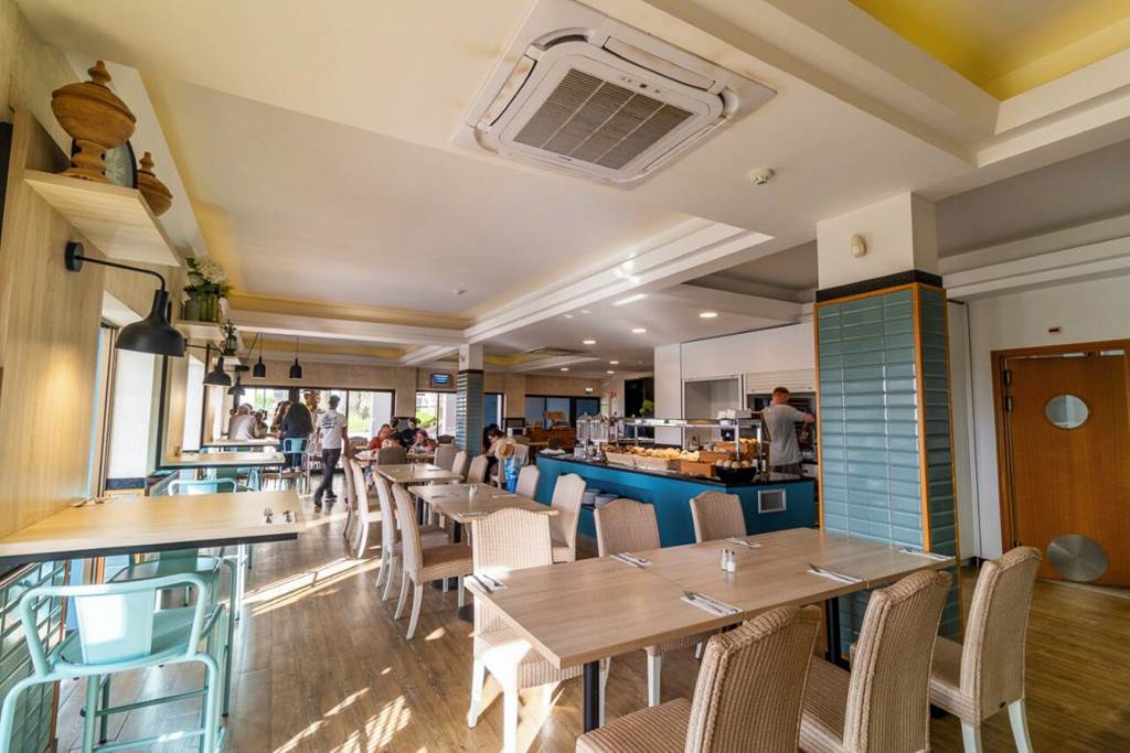 FAO_81020_Ukino_Terrace_Algarve_0324_02.jpg