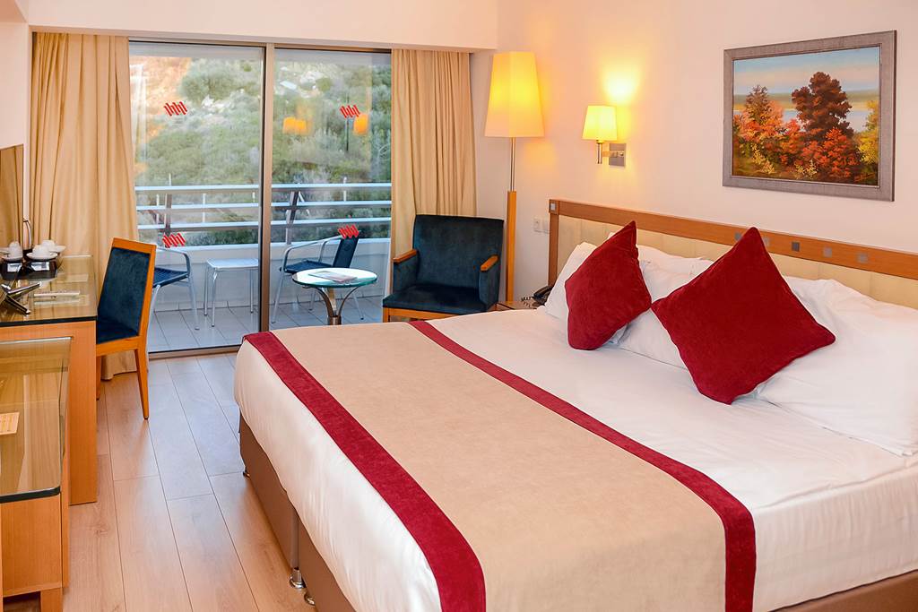 ADB_78376_KoruMar_Deluxe_Hotel_0220_04.jpg