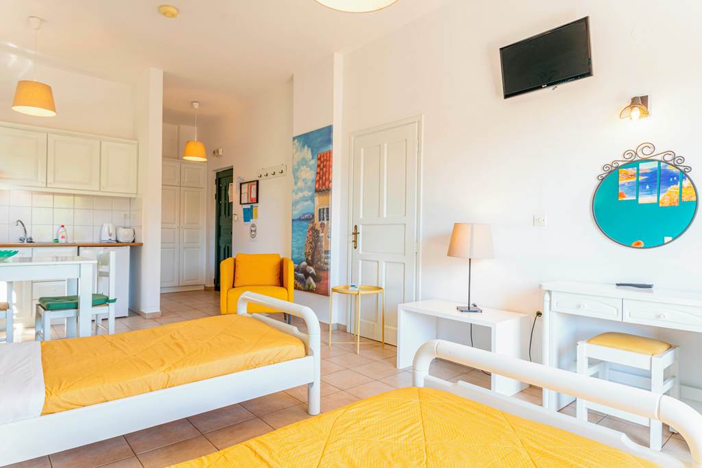 KLX_81343_Artemis_Apartments_1121_12.jpg