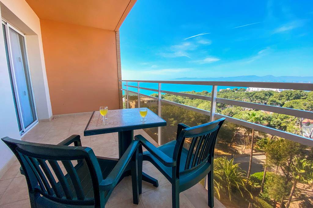 REU_77476_Aparthotel_SunClub_Salouu_0623_07.jpg