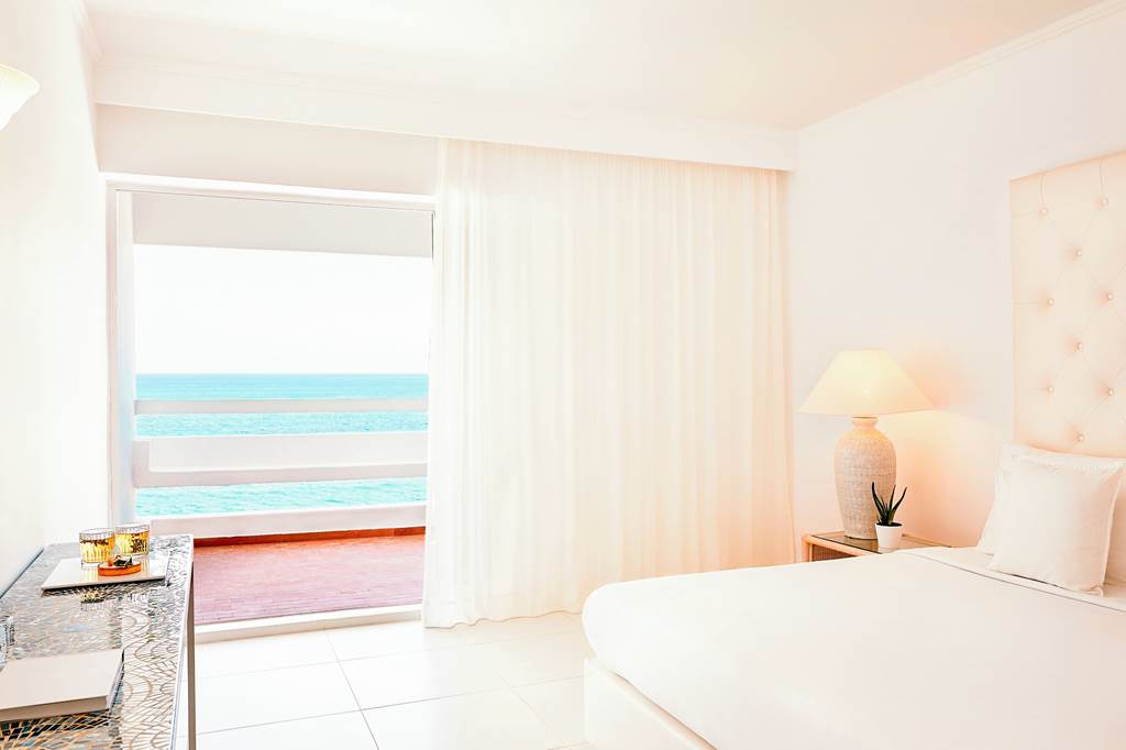 HER_81870_Grecotel_LUX_ME_White_Palace_0223_01.jpg