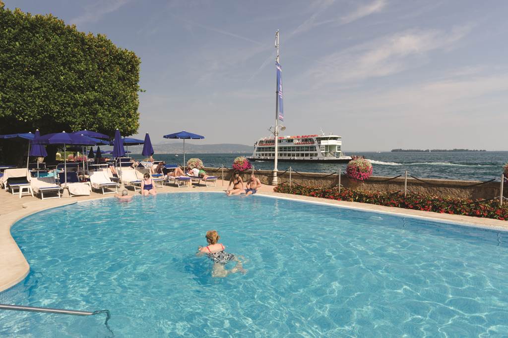 VRN_72875_GRAND_HTL_1015_02.jpg
