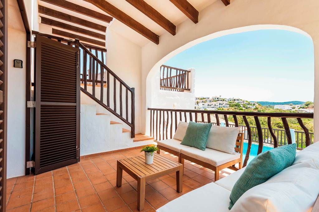 MAH_77315_Villas_Playas_de_Fornells_0824_11.jpg