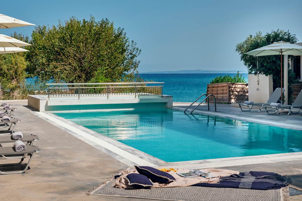 ZTH_82519_Locanda_beach_1120_07.jpg