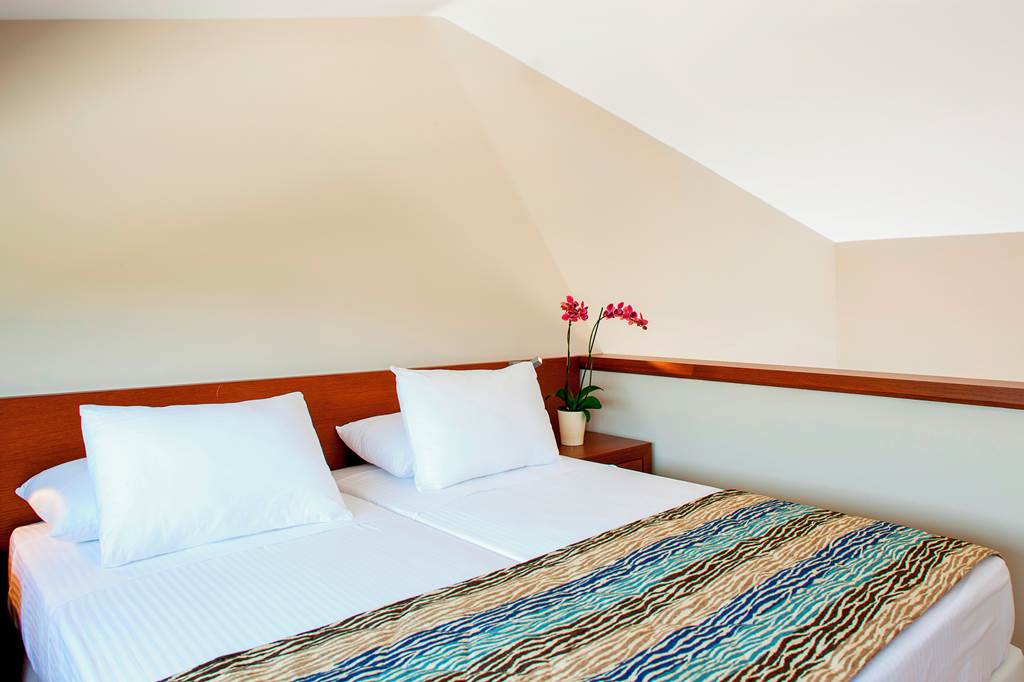 EFL_82425_Apollonian_Asterias_Resort_&_Spa_0523_06.jpg
