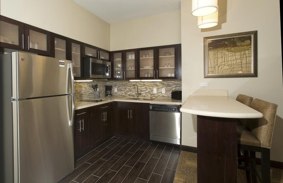 Staybridge-Suites-Orlando-at-SeaWorld-3.jpg