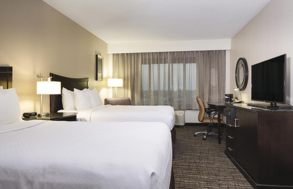 Crowne-Plaza-Memphis-1.jpg