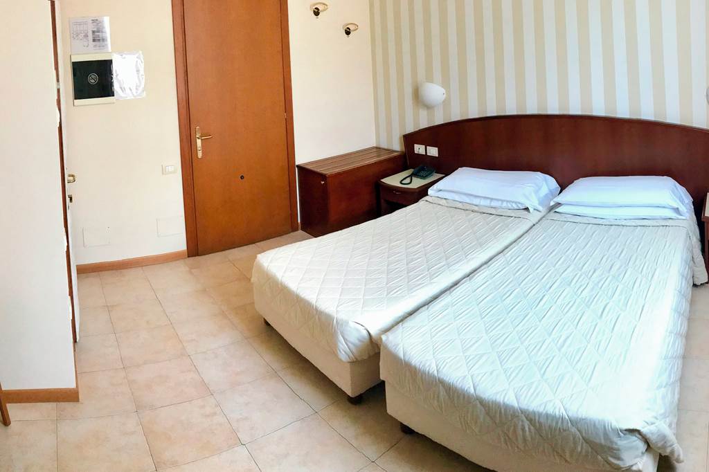 VRN_88071_Hotel_Roma_0624_03.jpg